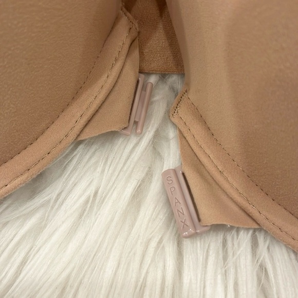 SPANX Bra-llelujah Nude Front Closure Bra - Picture 9 of 16